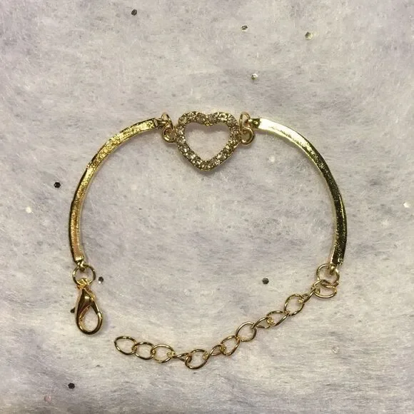 (O1) Sparkly Heart Bracelet - Picture 2 of 3